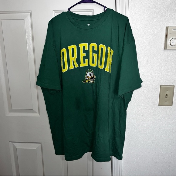 Fanatics Other - Fanatics mens Green Oregon Ducks Yellow letter T-shirt Size 2XLT NCAA EUC